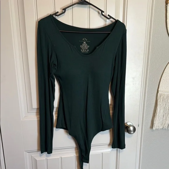 LONG SLEEVE BODYSUIT BUILT IN BRA - Picture 1 of 3